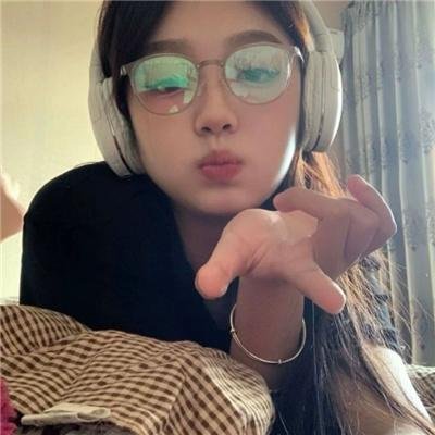 明天、我会成为谁的女友